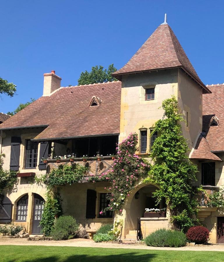La Maison De La Tour Apremont-sur-Allier Dış mekan fotoğraf