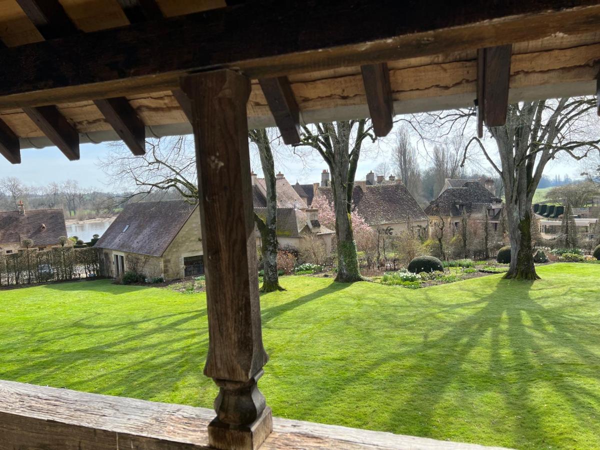 La Maison De La Tour Apremont-sur-Allier Dış mekan fotoğraf